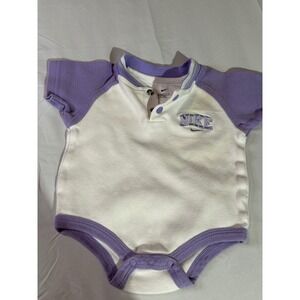 Nike Baby Girls Onesie Bodysuit Lavender White Embroidered Logo Snap 0 6 Months
